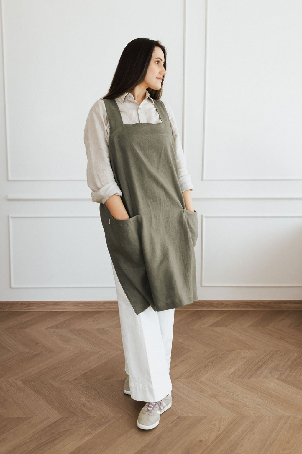 Linen Crossed Back Apron